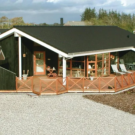 Hébergement de vacances Cozy In With Sauna Tarm