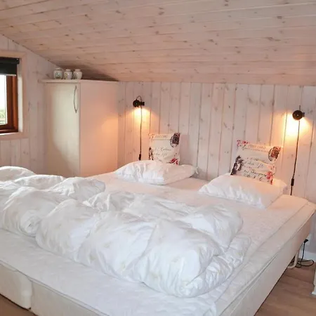 Cozy In With Sauna